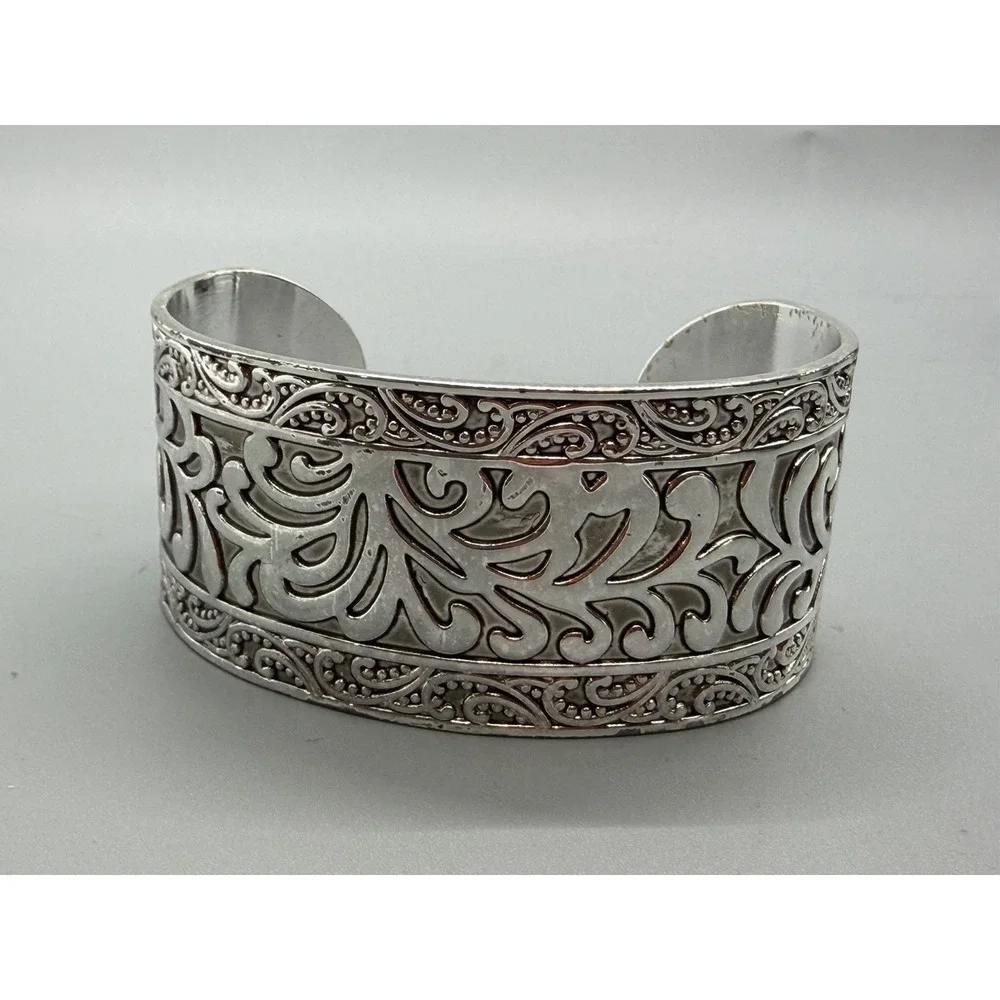 Premier Designs Silver‎ Tone Floral Filigree Scroll Wide Cuff Bracelet Sz 7